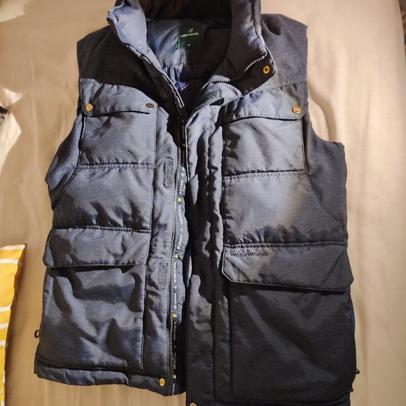 Vest - Size S - Picture 2 of 4